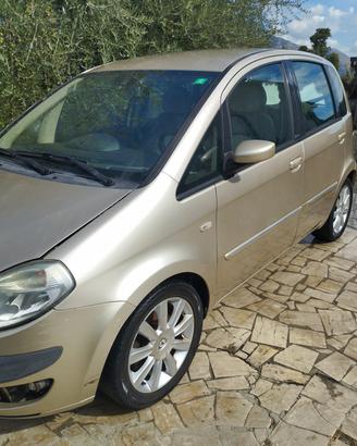 Lancia Musa 1.3 Multijet platino 16V 90CV