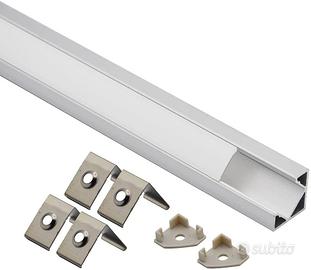Profilo led con led e centralina inclusi