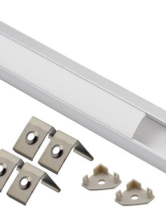 Profilo led con led e centralina inclusi