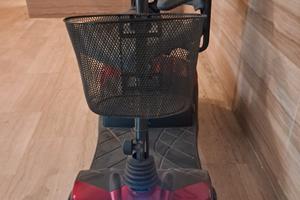 scooter elettrico per anziani