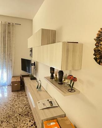 Soggiorno  e letto matrimoniale