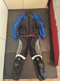 tuta da moto sportiva 
