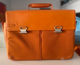 NUOVA Piquadro cartella in pelle porta PC arancio