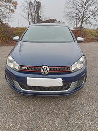 Volkswagen Golf GTI 2.0 TSI 3p. MK6