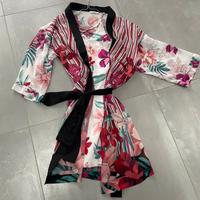 Completo da notte a fiori