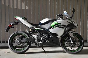 KAWASAKI NINJA E-1