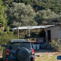 Casetta di campagna con molto terreno