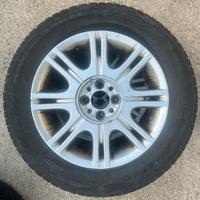 Cerchi e gomme termiche Nokian Multipla