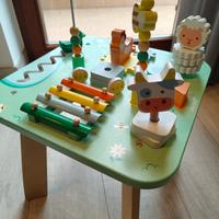 tavolo da attività in legno