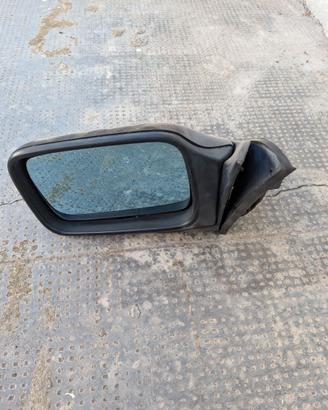 Specchio retrovisore sinistro BMW e30