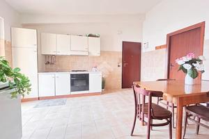 4 LOCALI A SANTA MARIA DEL CEDRO