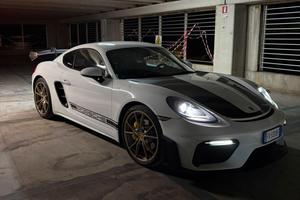Porsche 718 Cayman PDK - Kit GT4 RS