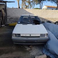 RENAULT 11