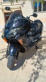 Scooter Honda Forza 250