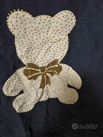 felpa con stampa orsetto con strass 