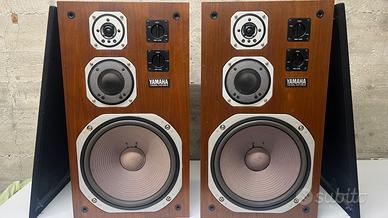 CASSE ACUSTICHE YAMAHA 690 II