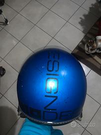 Casco momo disgne