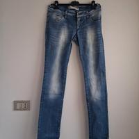 Pantaloni Jeans donna, per misure chiedere in chat