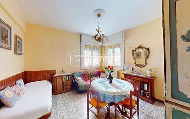 Appartamento con corte privata