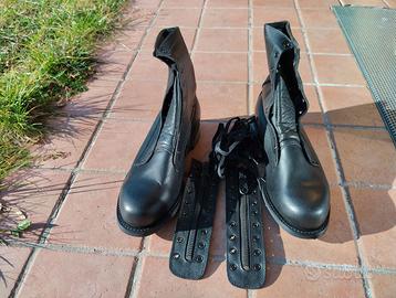 Scarponcini di volo militari