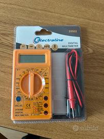 Multimetro digitale
