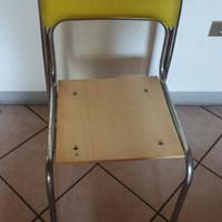 8 sedie in metallo come da foto