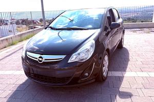 Opel Corsa 1.2 benz gpl