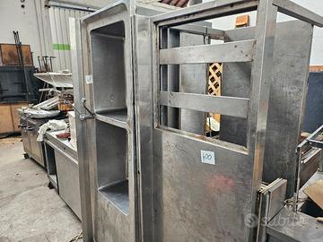 lavandino doppio e banco in acciaio