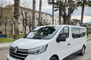 Renault Trafic 9 posti passo lungo Euro 6