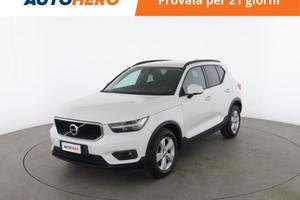 VOLVO XC40 T3