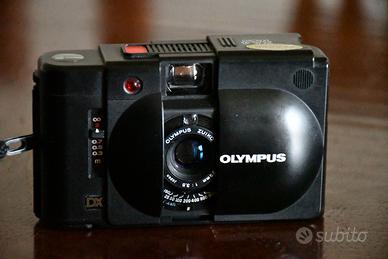 Olympus XA4 Macro + flash A11
