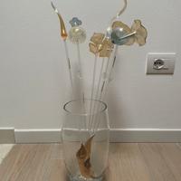 Vaso in vetro soffiato a bocca e dettaglio argento