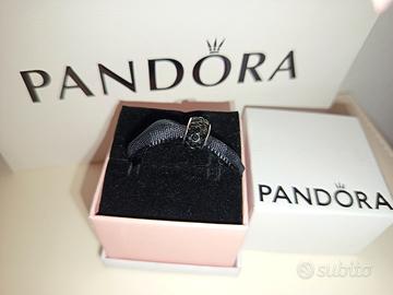 CHARM COMPATIBILE NERO CON STRASS NERI 