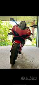 Panigale v4