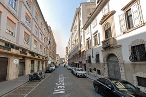 STANZA DOPPIA al QUINTO PIANO - UDINE