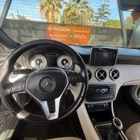 Mercedes classe A W176 A 200CDI 1.8 Diesel