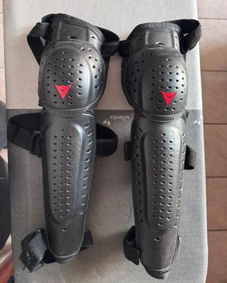 Protezioni Dainese ginocchio /tibia