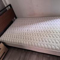 Letto compreso di materasso