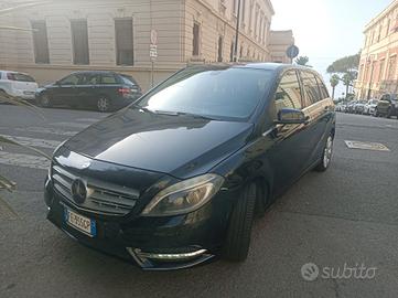 Mercedes classe B  w246 (motore guasto)