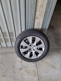 4 ruote (cerchi e gomme) 185 65 R15 88 T peugeot 