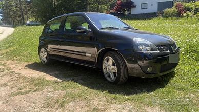 renault  clio rs 2.0