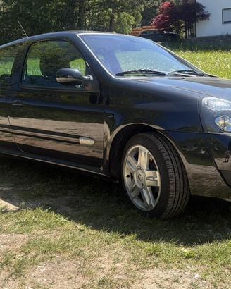 renault  clio rs 2.0