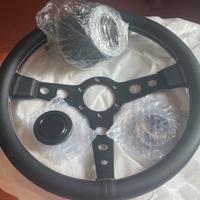 Volante in pelle con mozzo