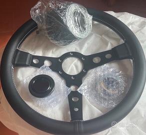 Volante in pelle con mozzo