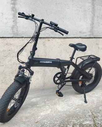 bicicletta elettrica come nuova pieghevole beraud