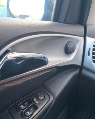  lancia y  seconda serie 2010 pezzi 