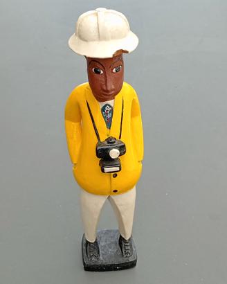 Statuette in legno dipinto