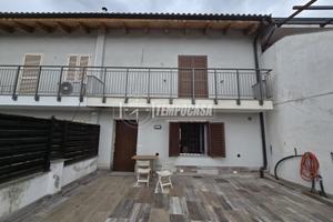 SOLUZIONE INDIPENDENTE COMPLETAMENTE RISTRUTTURATA