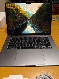 MacBook Air M3 15"
