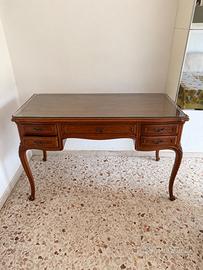 Scrivania in noce con 5 cassetti e piano in vetro